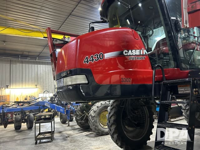 Image of Case IH Patriot 4430 equipment image 1