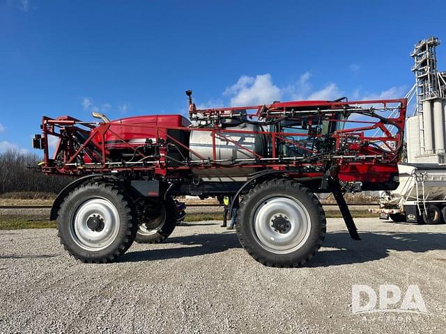 Image of Case IH Patriot 4430 equipment image 2