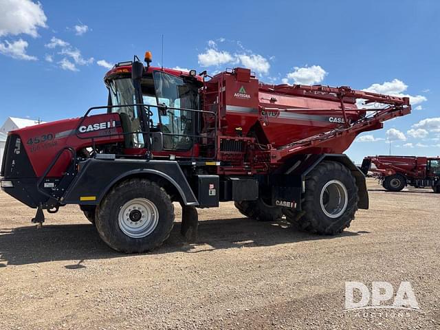 Image of Case IH Titan 4530 equipment image 2