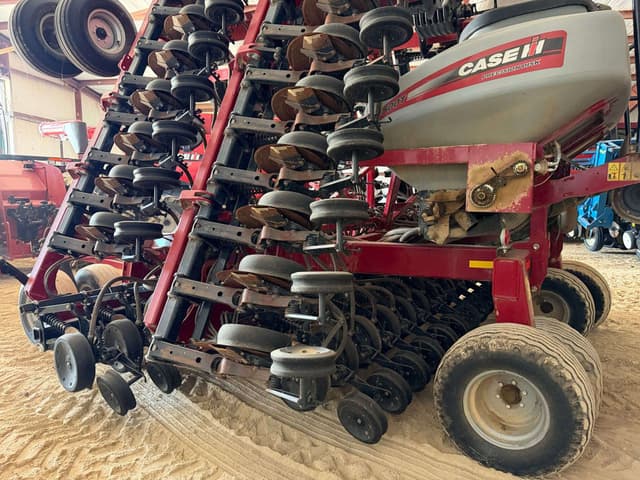 Image of Case IH 500T equipment image 3
