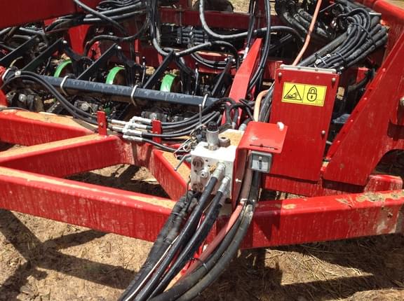 Image of Case IH Precision Disk 500T equipment image 3