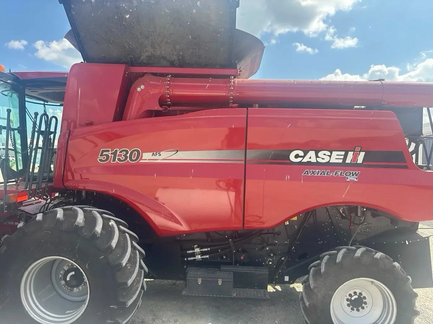 2014 Case IH 5130 Equipment Image0
