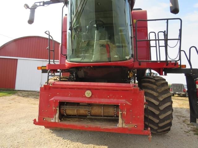 Image of Case IH 5130 equipment image 1