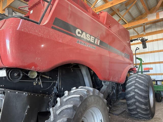 Image of Case IH 5130 equipment image 2