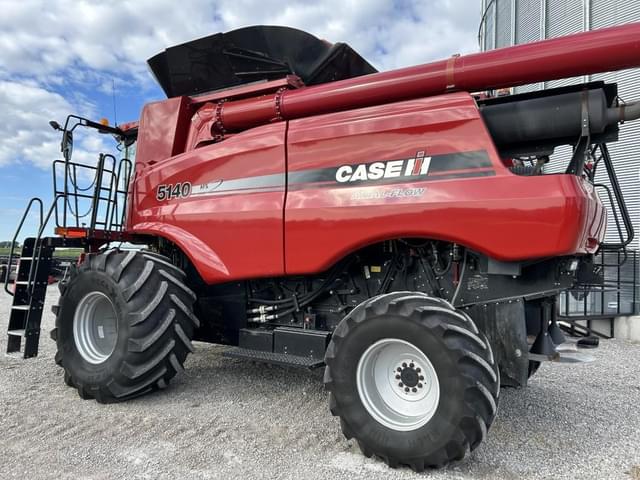 Image of Case IH 5140 equipment image 4