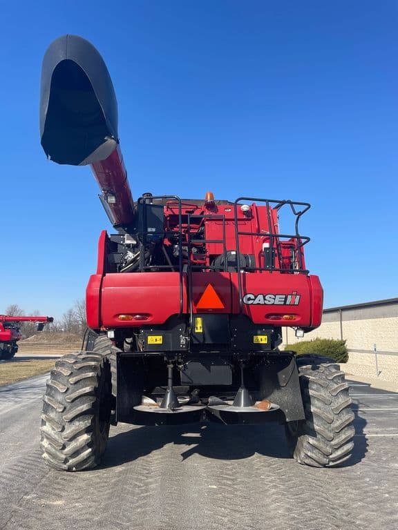 Image of Case IH 6130 equipment image 2