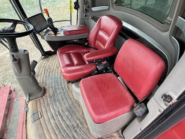 Image of Case IH 6140 equipment image 2