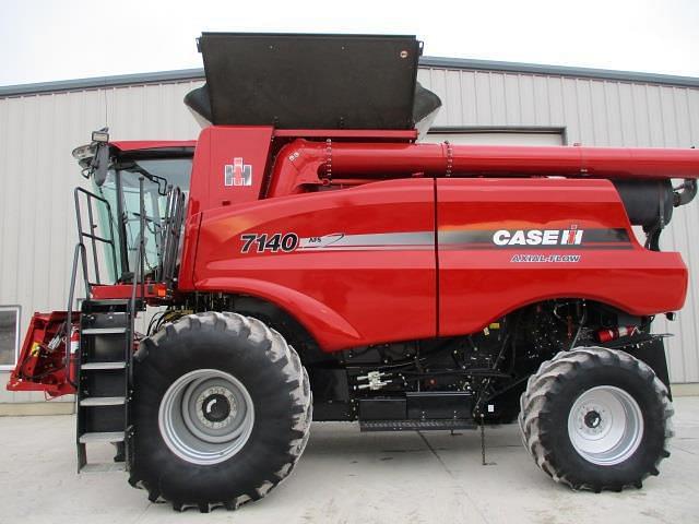 Image of Case IH 7140 equipment image 2