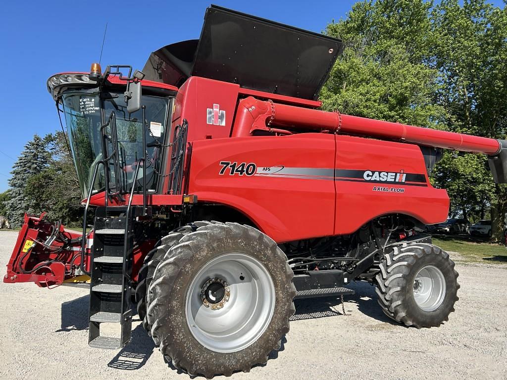 Image of Case IH 7140 Primary image