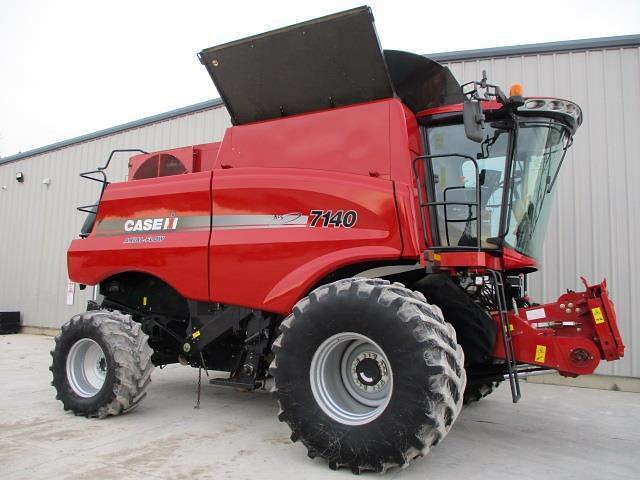 Image of Case IH 7140 equipment image 1