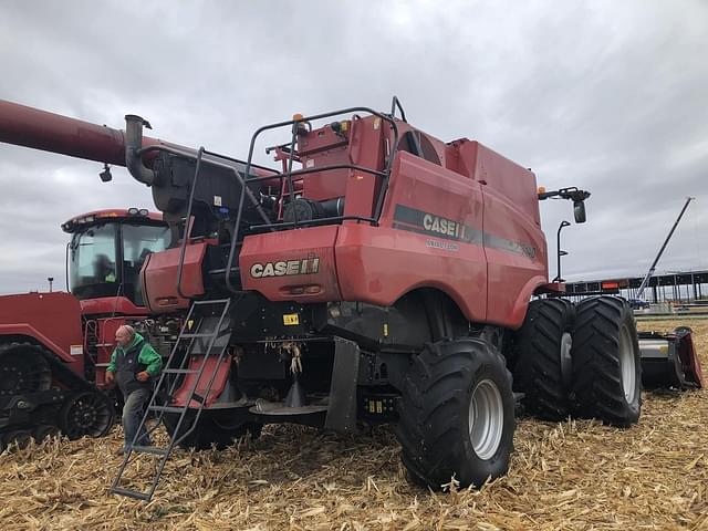 Image of Case IH 7140 equipment image 3