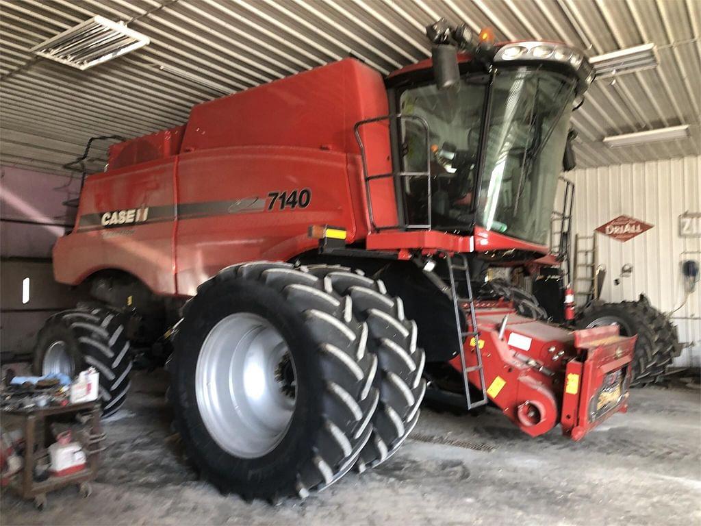 Image of Case IH 7140 Primary image