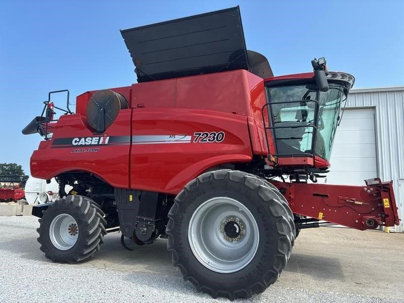 Image of Case IH 7230 Primary image