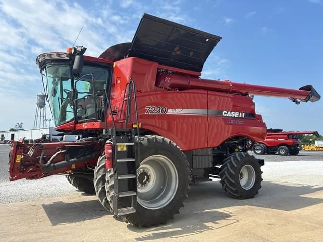 Image of Case IH 7230 equipment image 1