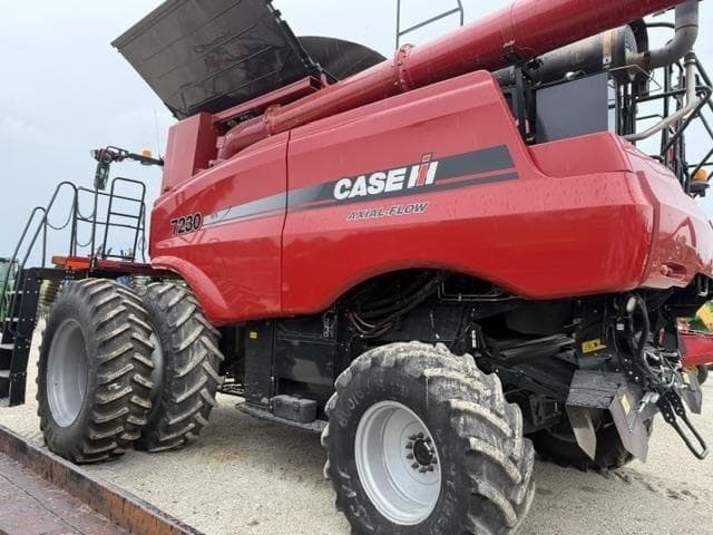 Image of Case IH 7230 equipment image 2