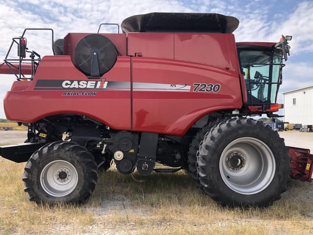 Image of Case IH 7230 equipment image 4