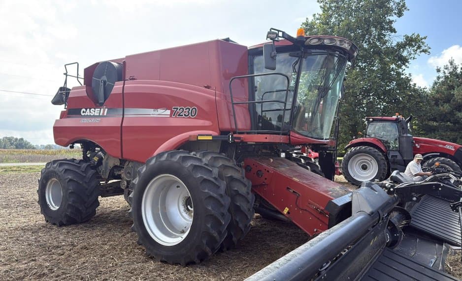 Image of Case IH 7230 Primary image