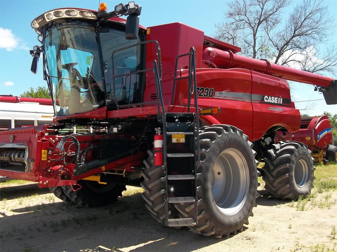 Image of Case IH 7230 Primary image