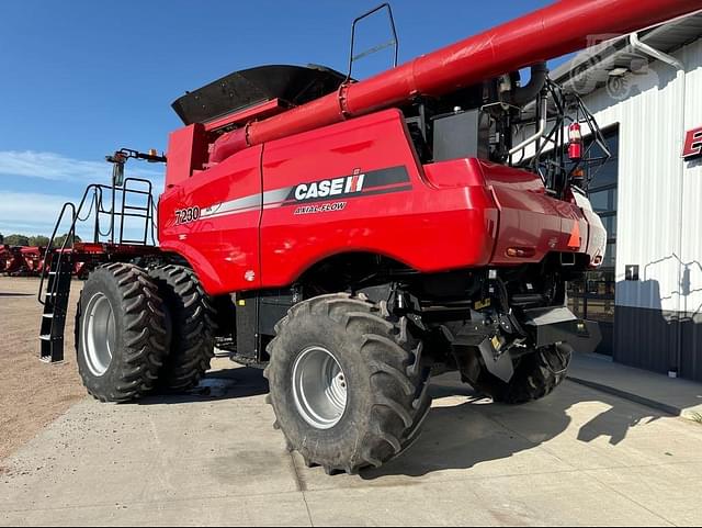 Image of Case IH 7230 equipment image 1