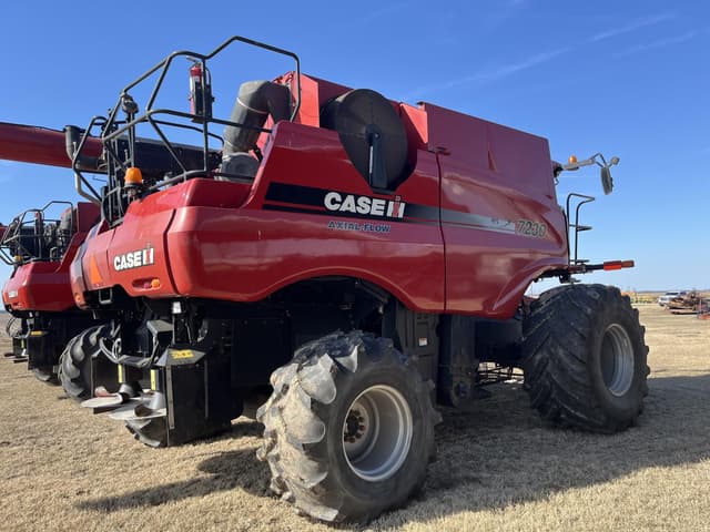 Image of Case IH 7230 equipment image 2