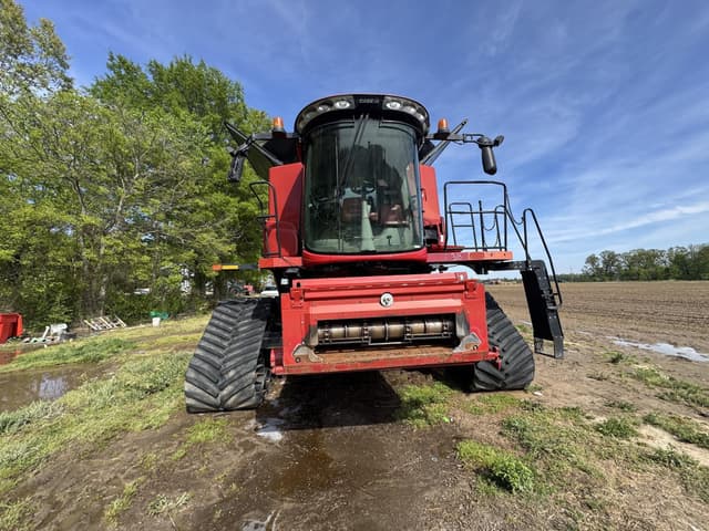 Image of Case IH 8230 equipment image 3
