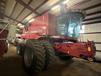 Main image Case IH 8230