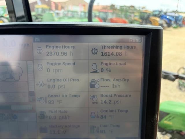 Image of Case IH 8230 equipment image 2