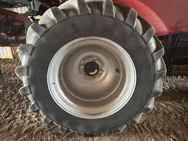 Image of Case IH 8230 equipment image 2