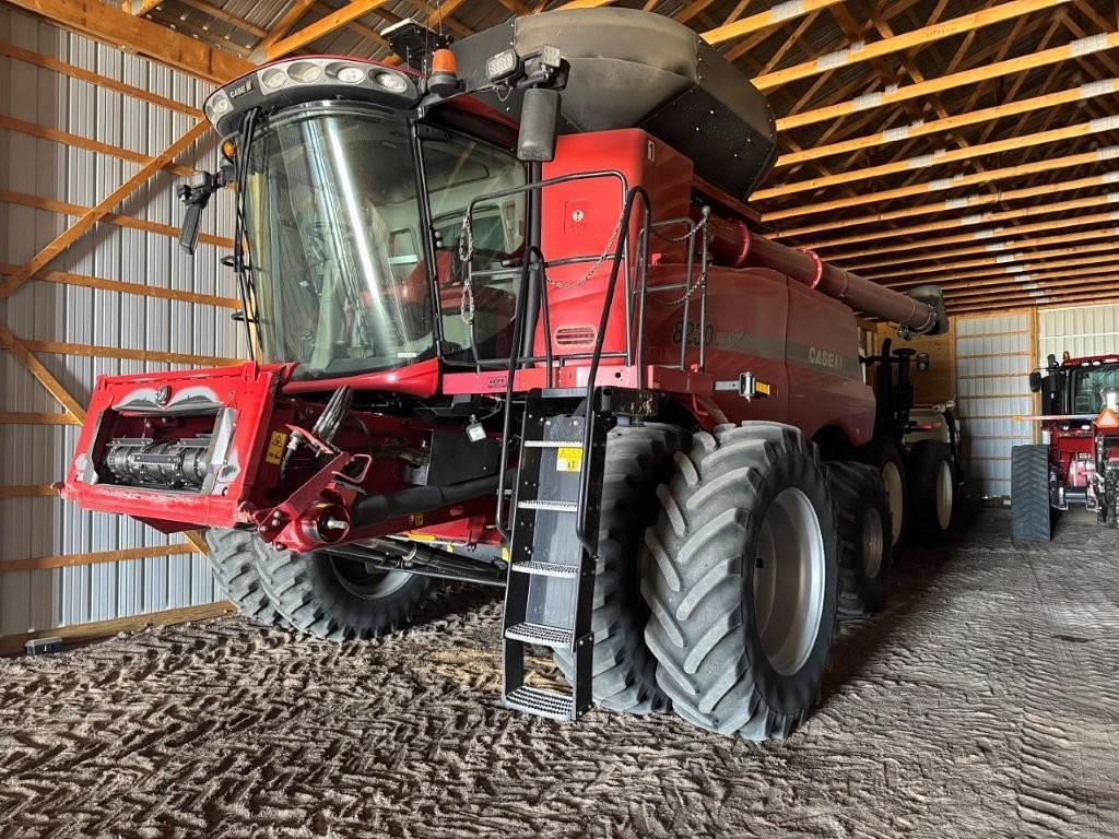Image of Case IH 8230 Primary image