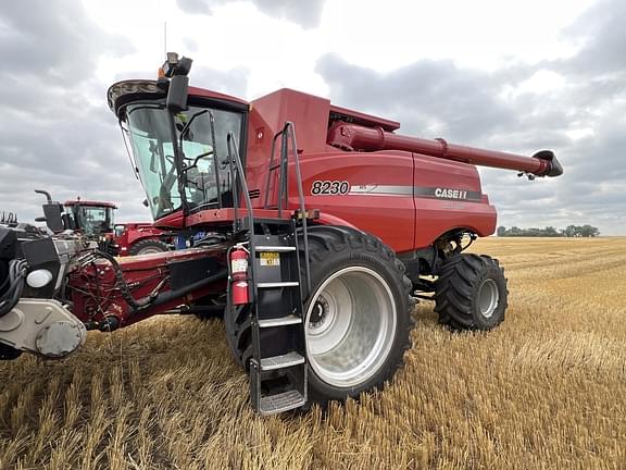 Image of Case IH 8230 Primary image