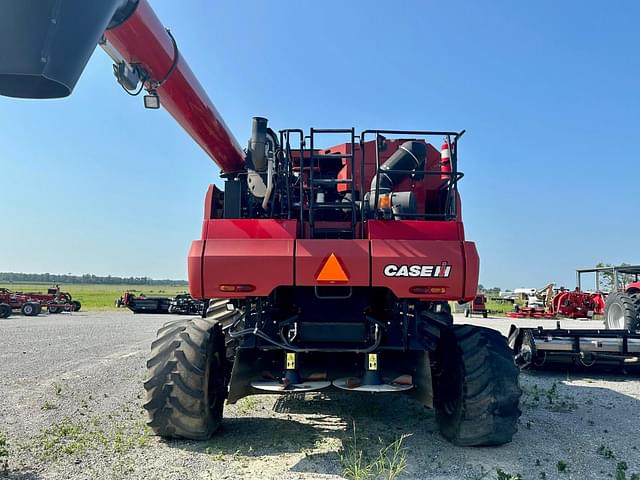 Image of Case IH 8230 equipment image 3