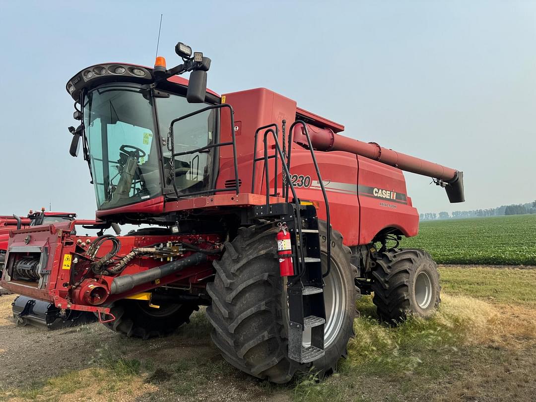 Image of Case IH 8230 Primary Image
