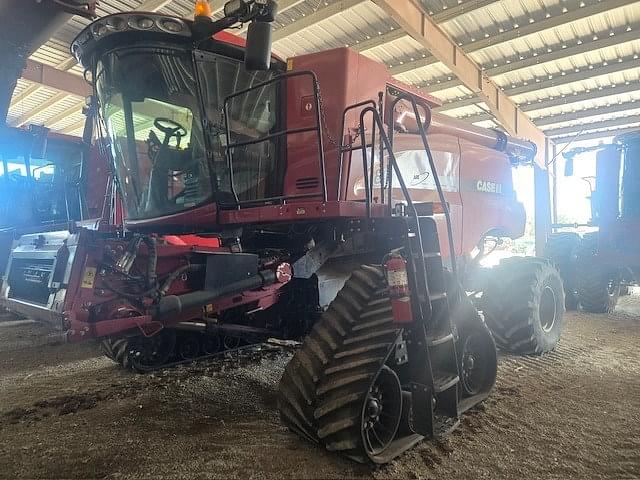 Image of Case IH 8230 Primary image