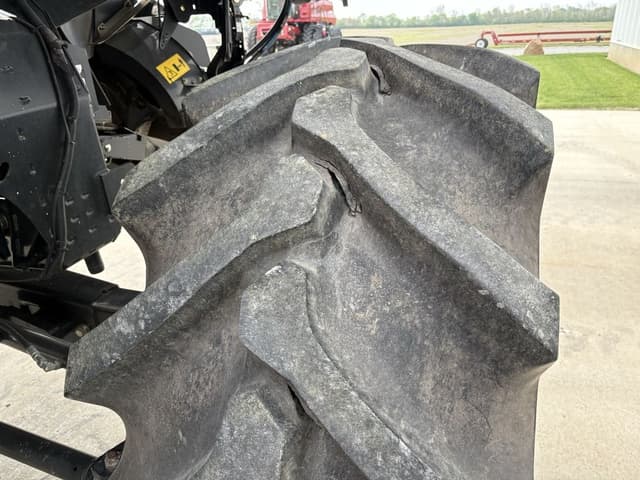 Image of Case IH 8230 equipment image 3
