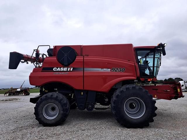 Image of Case IH 9230 equipment image 4