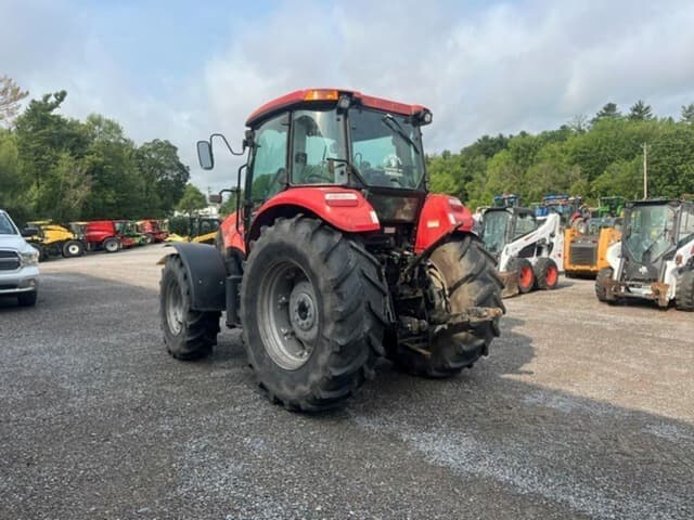 Image of Case IH Farmall 95C equipment image 4