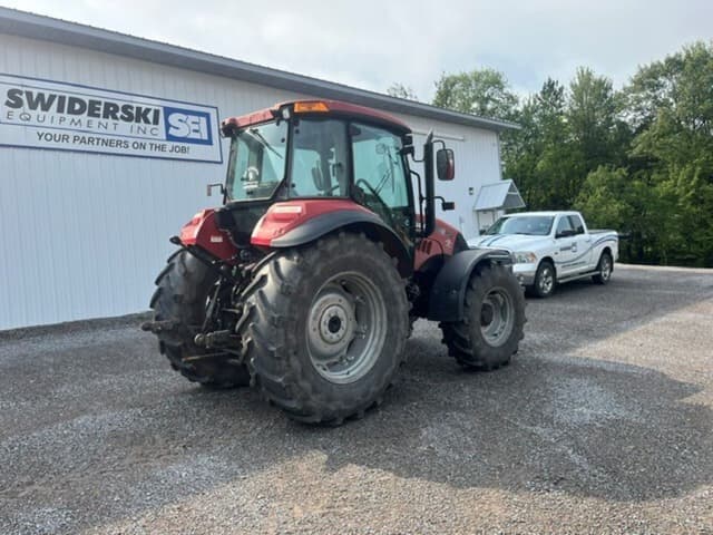 Image of Case IH Farmall 95C equipment image 2