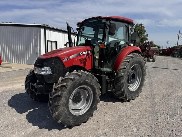 Image of Case IH Farmall 95C Primary image