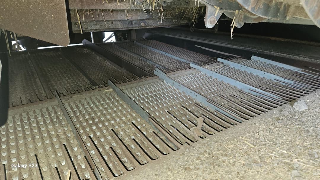 Image of Case IH 8230 Image 1