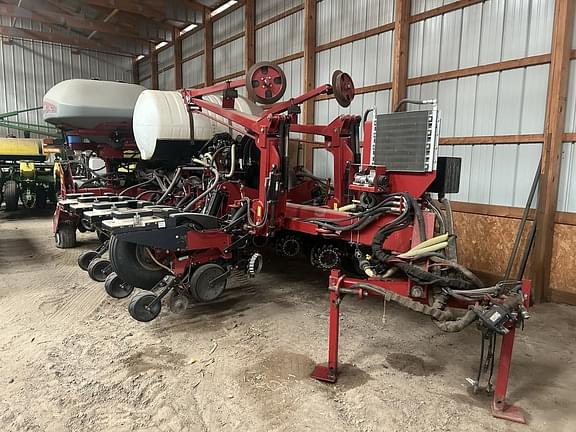 Image of Case IH 1255 Primary image