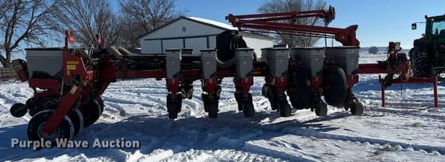 Image of Case IH 1255 equipment image 3