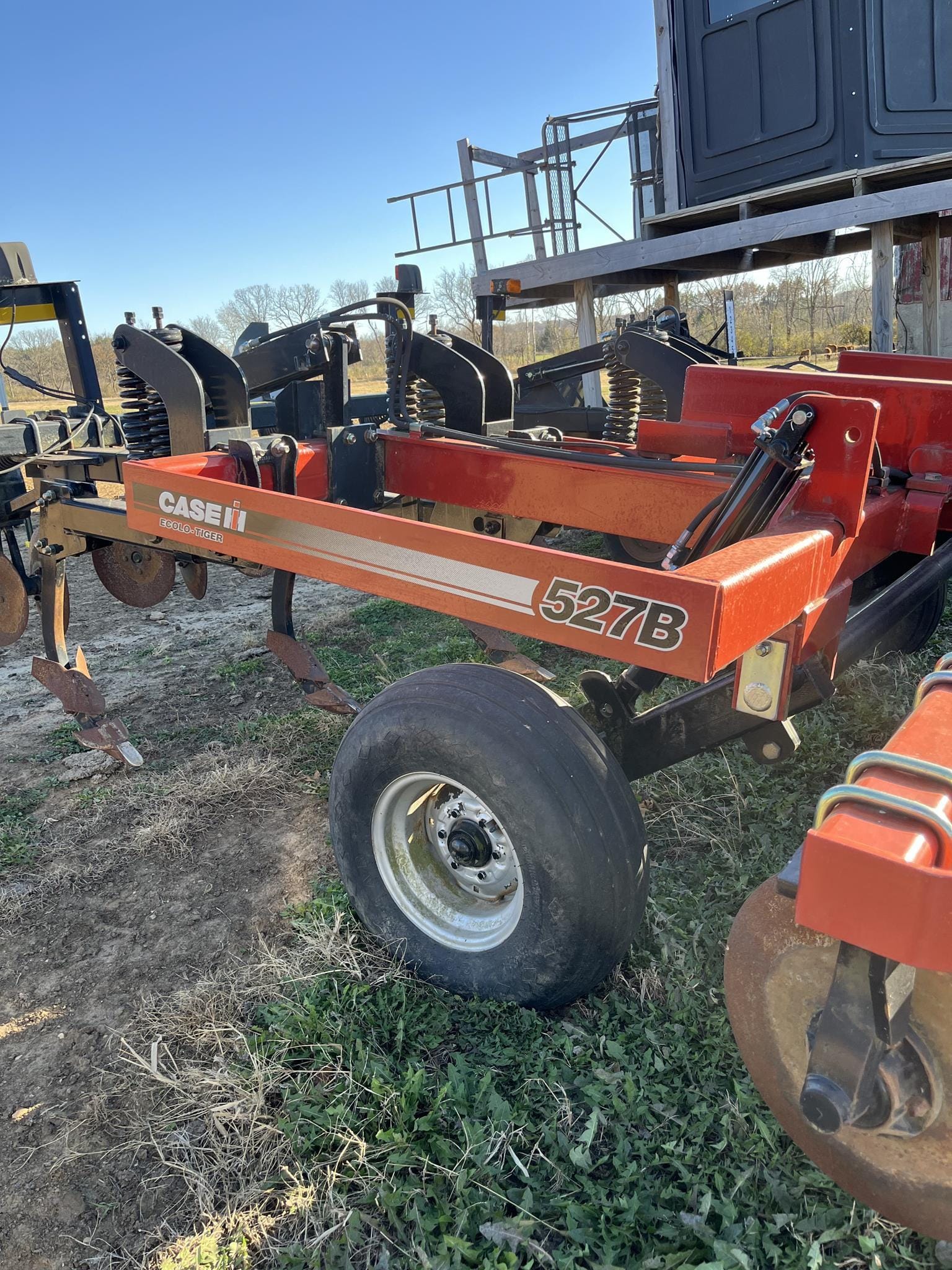2014 Case IH Ecolo-Tiger 527B Equipment Image0