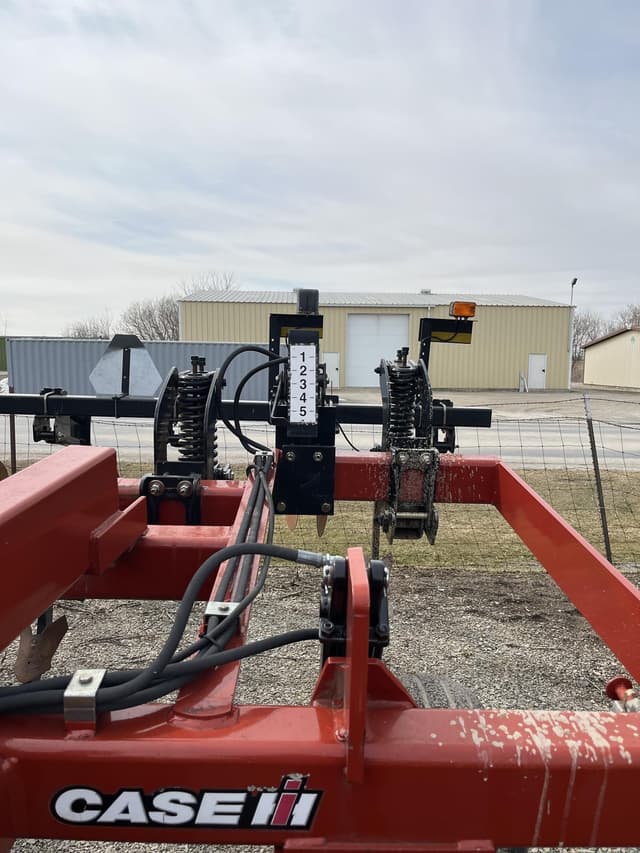 Image of Case IH Ecolo-Tiger 527B equipment image 2