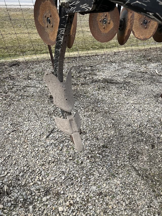 Image of Case IH Ecolo-Tiger 527B equipment image 3