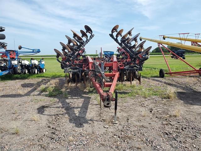 Image of Case IH Ecolo-Tiger 875 equipment image 1