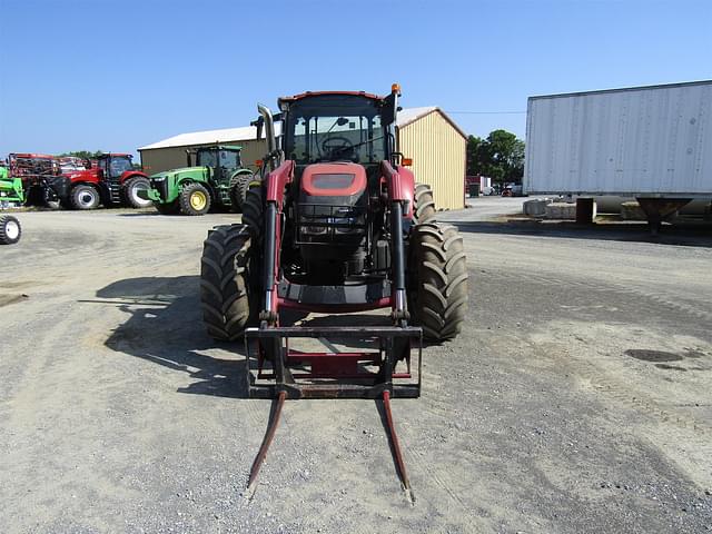 Image of Case IH Farmall 105U equipment image 2