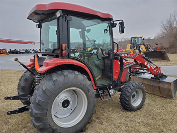 Main image Case IH Farmall 40B