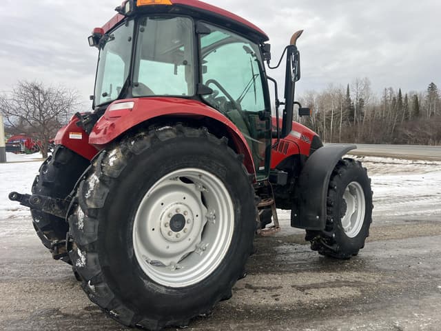 Image of Case IH Farmall 105C equipment image 2
