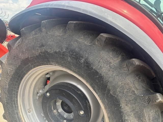 Image of Case IH Farmall 105C equipment image 3