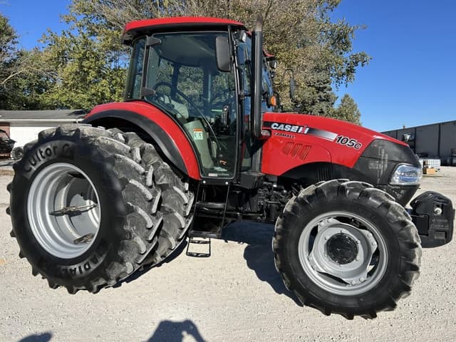 Image of Case IH Farmall 105C equipment image 1